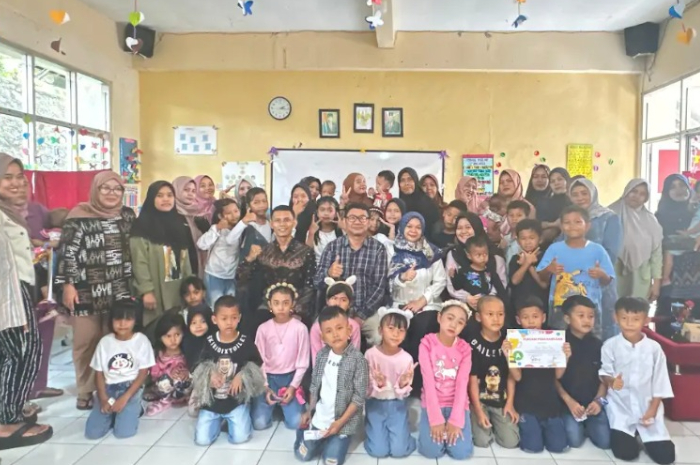 Foto Bersama Penutupan Acara GEMARI