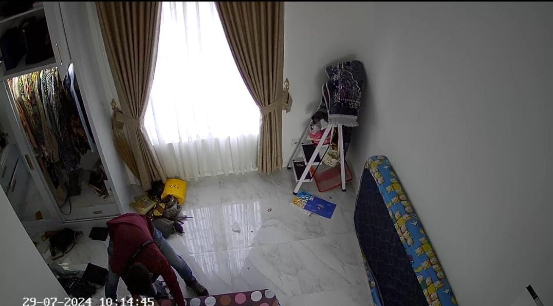 Leuwiliang Bogor Tak Aman, Ditinggal Antar Anak sekolah, Maling Acak-Acak Rumah