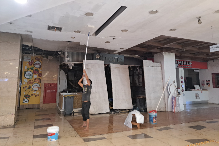 Kondisi terkini tenant kopi di Mall Bogor Junction pasca kebakaran Selasa (30/7/2024).