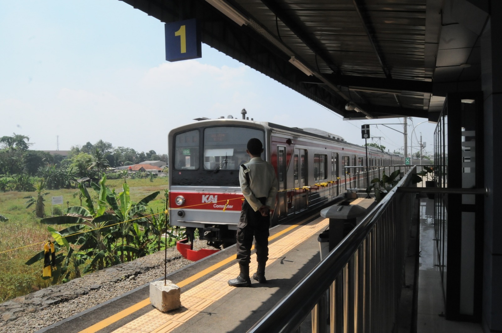 Kondisi Stasiun Pondok Rajeg Bogor, usai direvitalisasi siap beroperasi kembali.