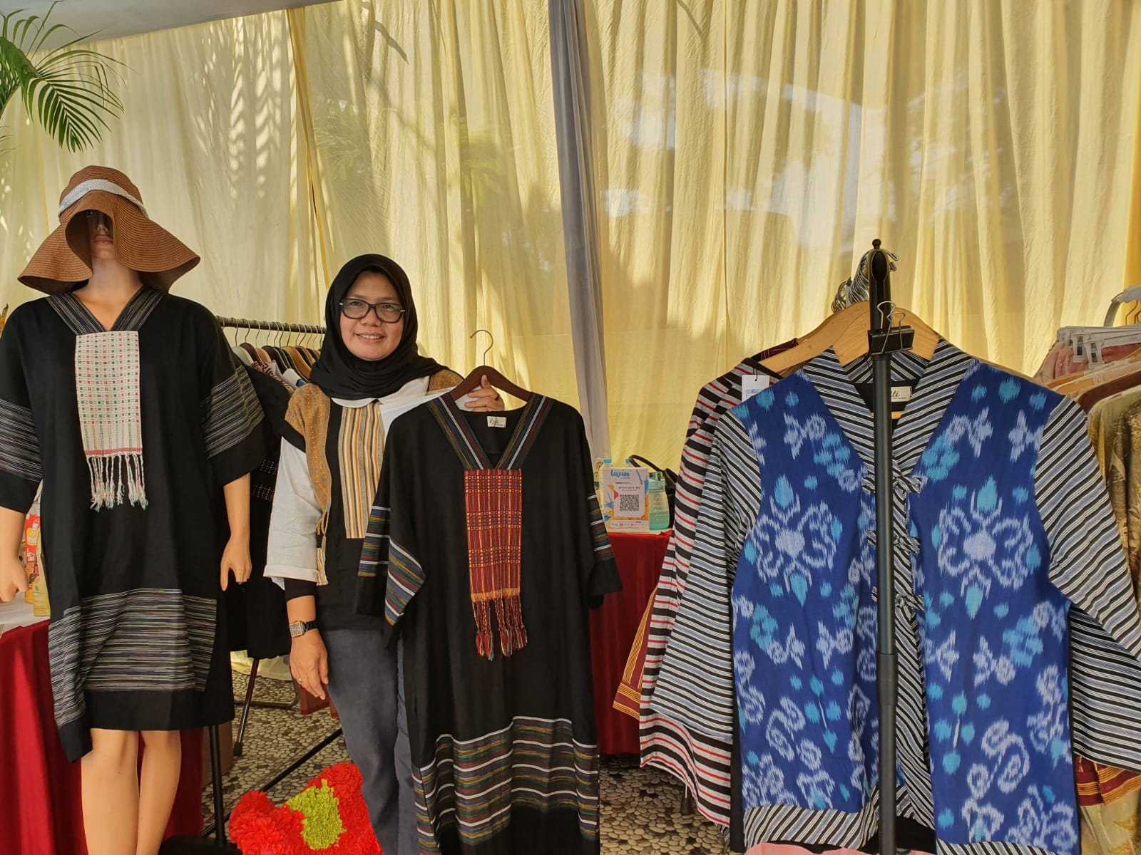 UMKM kain tenun kota Bogor, Kriti by Lusy Rachmat.