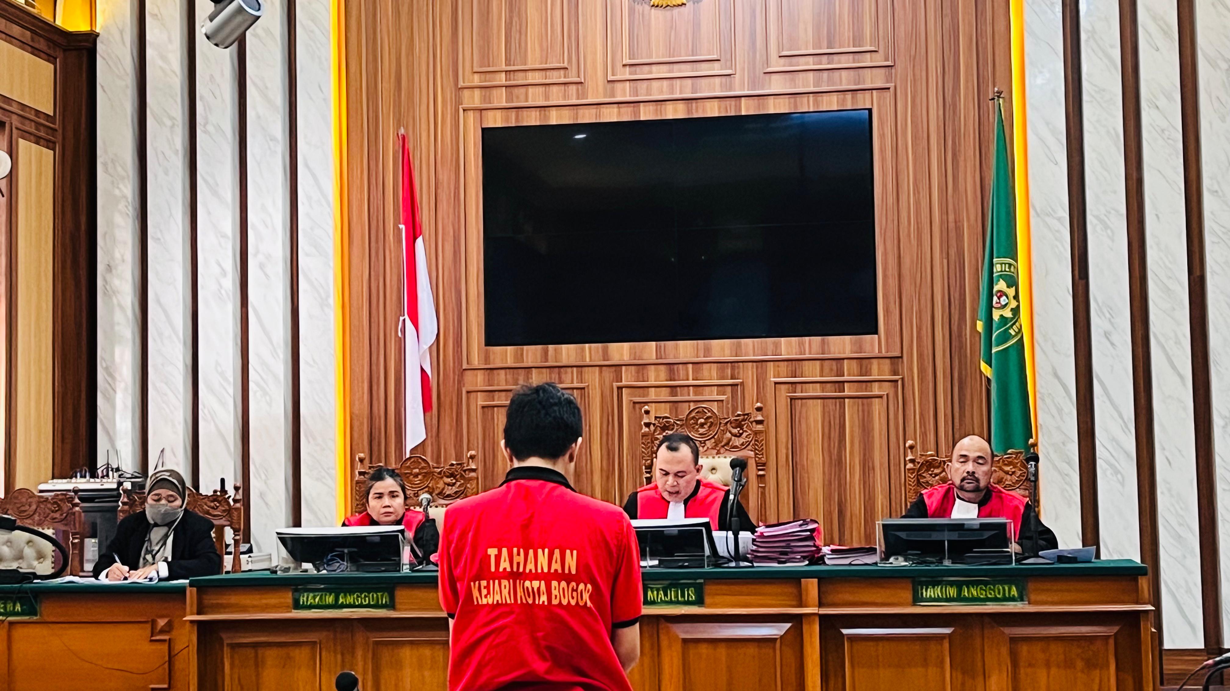 Sidang agenda putusan terkait kasus kematian Wulan yang dilakukan pacarnya Alung di Bogor.