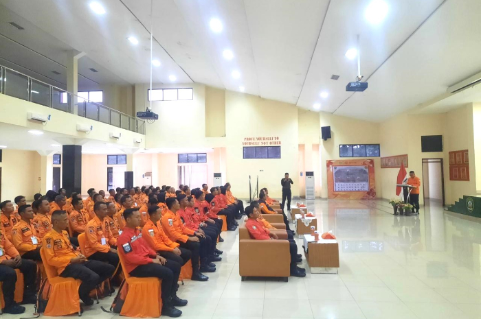 Kegiatan Pelatihan Pertolongan Dasar SAR (Search and Rescue)