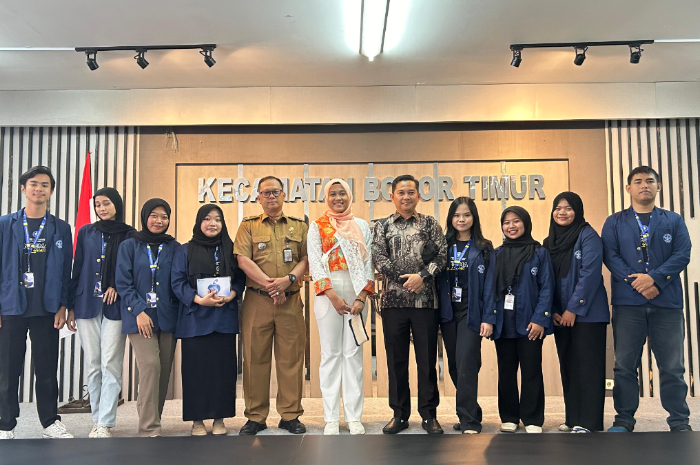 Mahasiswa KKN-T IPB menggelar kegiatan Lokakarya 2 di Kelurahan Sindangsari Kecamatan Bogor Timur.