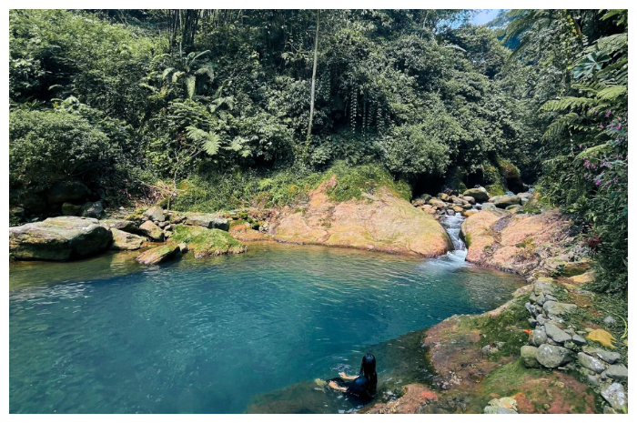 Telaga Biru Cawene yang terletak di Kampung Ciawitali, Desa Gunung Picung, Kecamatan Pamijahan, Kabupaten Bogor, Jawa Barat 16810.