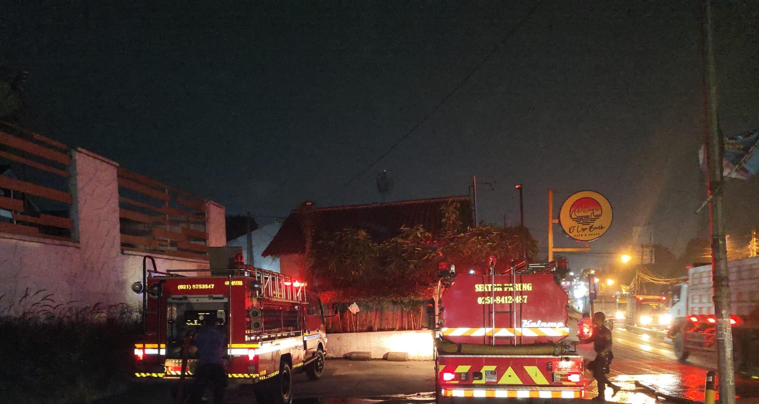 Api Rasda Kafe di Bogor Terbakar, Barang Elektronik hingga Sepeda Motor Hangus ...