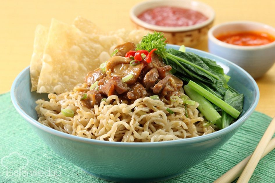 Mie Ayam Bakso Sido Mampir.