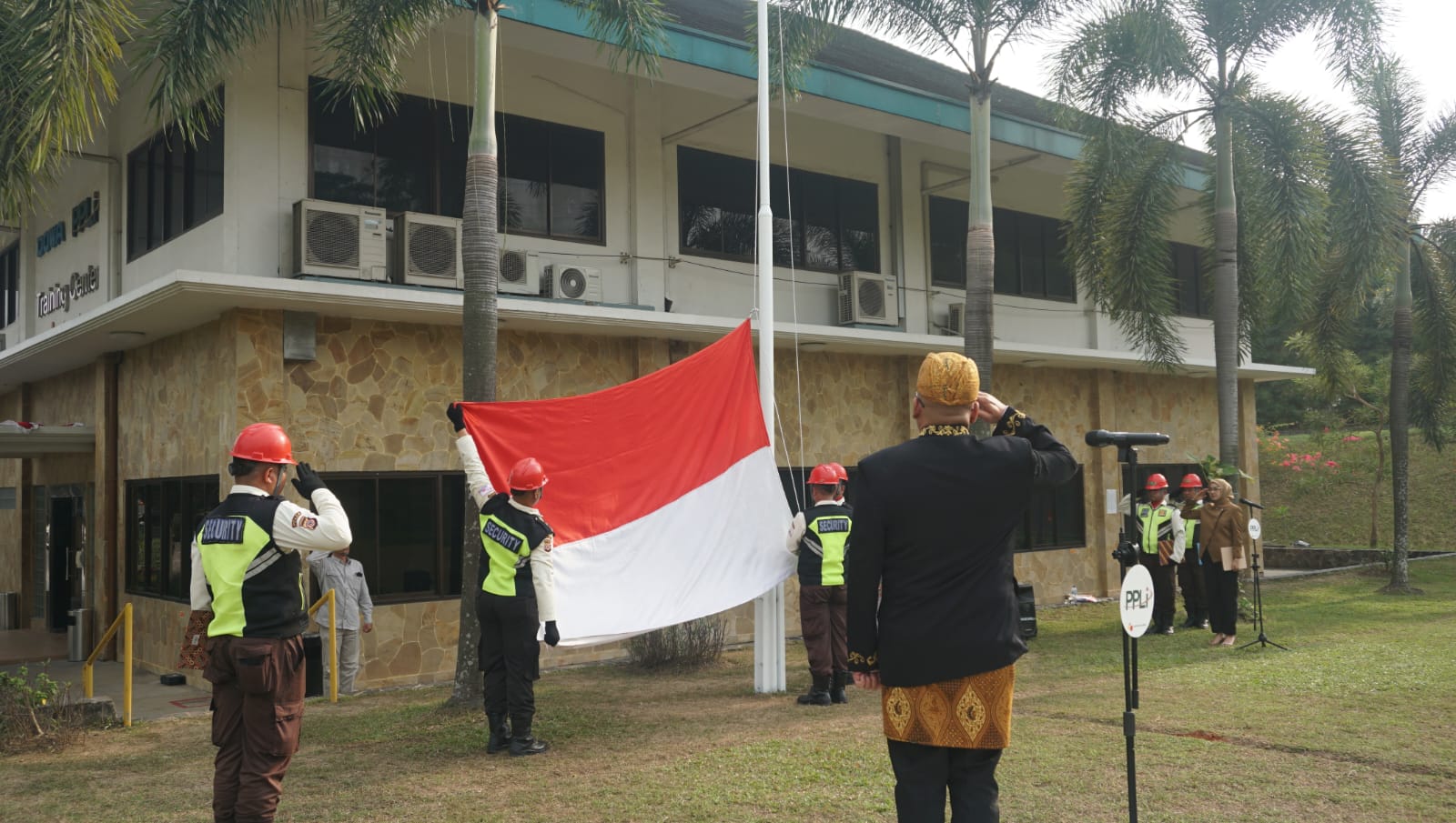 Upacara peringatan 17 Agustus 2024 di PPLI Bogor