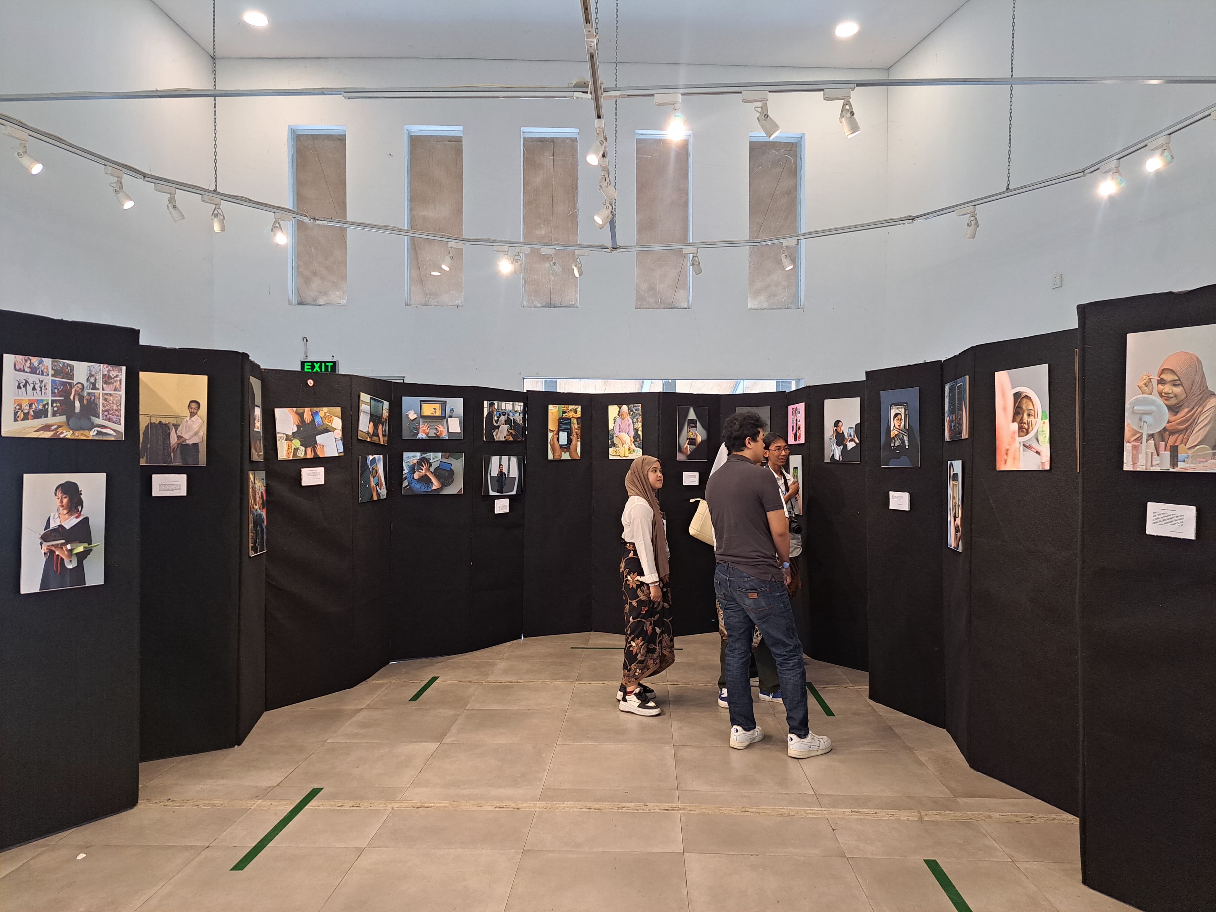 UKM Fotografi Unida Bogor, Pelukis Cahaya Photography Club Bogor kembali menggelar pameran foto pada Jumat (23/8/2024).