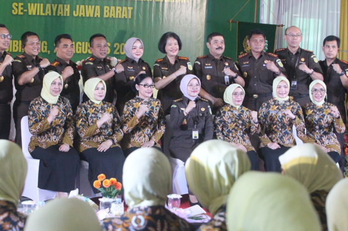 Pertemuan konsultasi IAD Jawa Barat,  di Aula kantor Kejaksaan Negeri Cibinong  Bogor, Senin (26/8/2024)