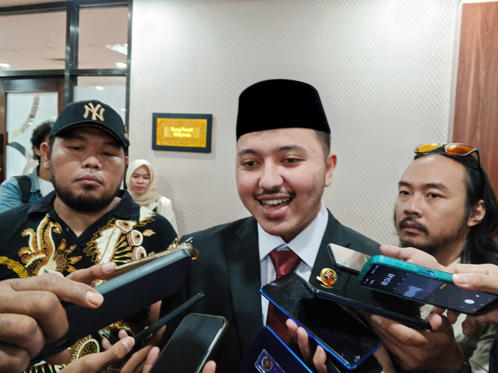 Salah satu anggota DPRD Kota Bogor Abdul Kadir Hasby Alatas merupakan anggota dewan termuda di periode 2024-2029.