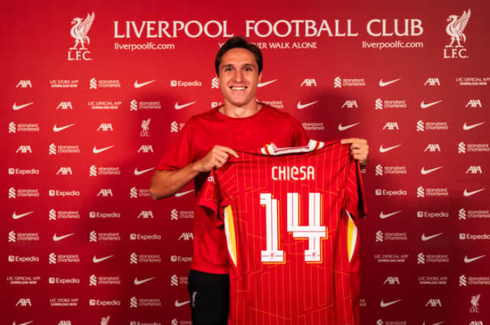 Federico Chiesa resmi gabung Liverpool dari Juventus.