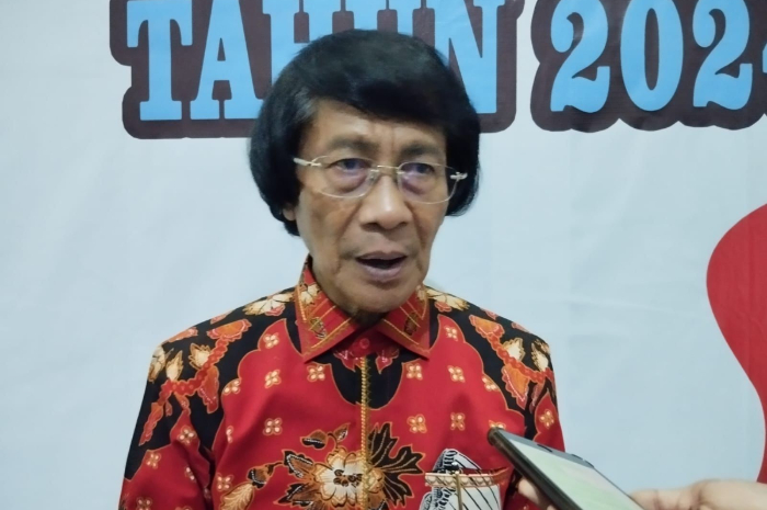 Ka Seto saat memberikan keterangan mengenai bahaya kasus perundungan pada siswa.