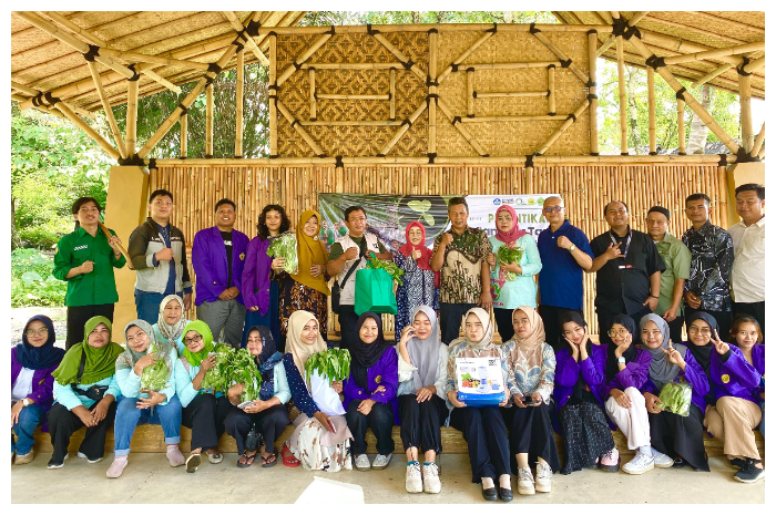 Pelantikan Sanggar Tani muda yang digagas mahasiswa PPK Ormawa Hima&nbsp;Bilogi&nbsp;Unpak di Kecamatan Ciomas, Kabupaten Bogor.