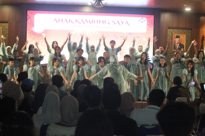 PSM Gita Simfoni Pakuan menggelar konser bertajuk Samgitara&nbsp;di Graha Pakuan Siliwangi Universitas Pakuan, Kota Bogor, Sabtu (31/8/2024).