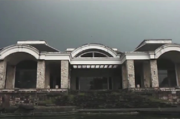 Kondisi Villa Soeharto di kaki Gunung Salak Bogor.