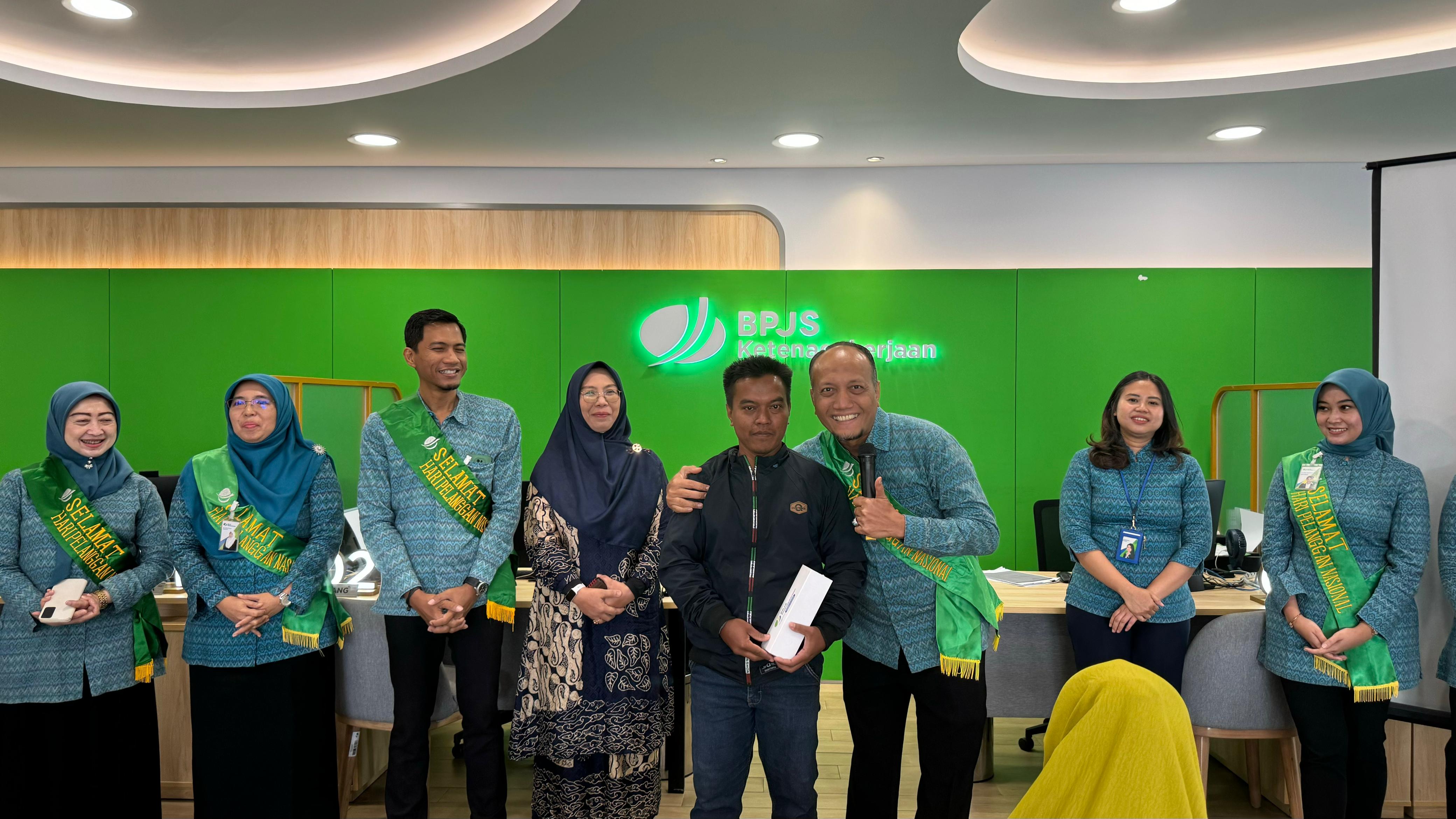 Hari Pelanggan Nasional, BPJS Ketenagakerjaan Bogor Cileungsi Meriahkan dengan Beragam Kegiatan