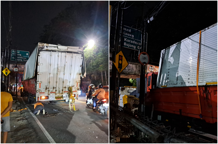Truk besar tabrak talang air di Kota Bogor, Selasa (3/9/2024) malam.