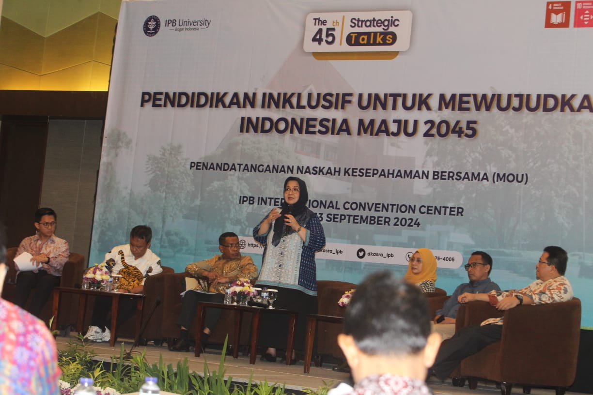Seminar Pendidikan Inklusif Untuk Mewujudkan Indonesia Maju 2045 yang digelar IPB University di IICC Botani, Jumat (13/9/2024)
