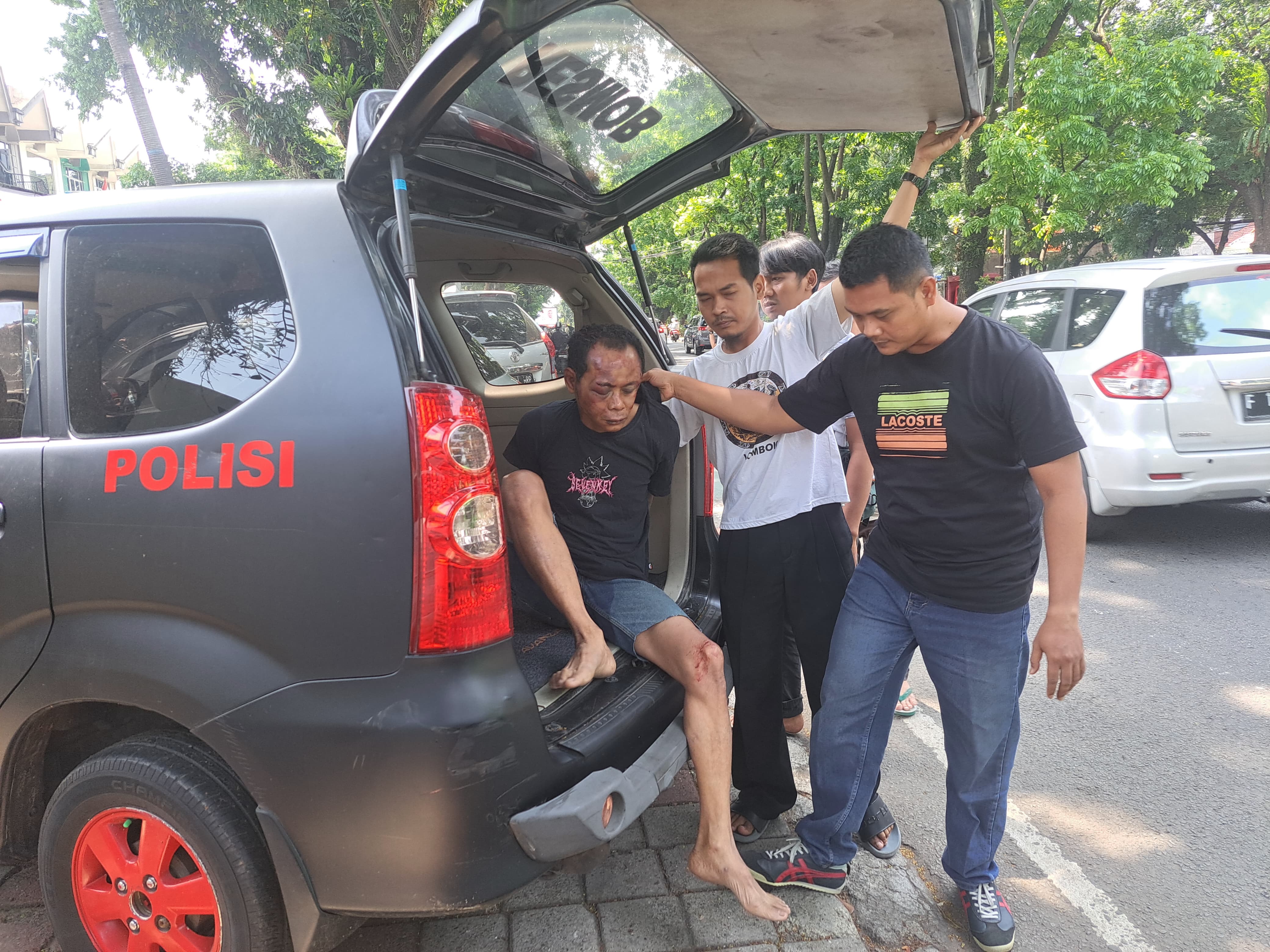 Terciduk Saat Beraksi, Seorang Perampok di Bogor Babak Belur