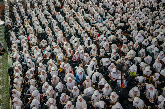 Suasana pekan Ta
