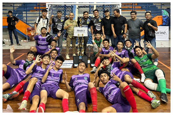 Tim futsal SMAN 3 Cibinong atau Smantic keluar sebagai juara dalam laga final kejuaraan Gamagudabo Championship 2024 di GOR Pajajaran Bogor, Sabtu (14/9/2024).