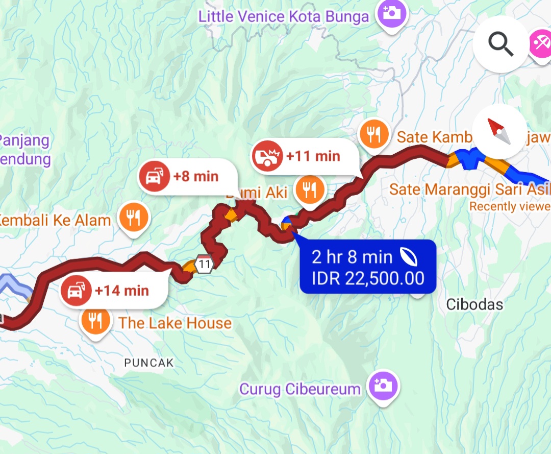 Pagi ini, Kawasan Puncak Bogor sudah macet dari Cimacan hingga Pasar Cisarua.