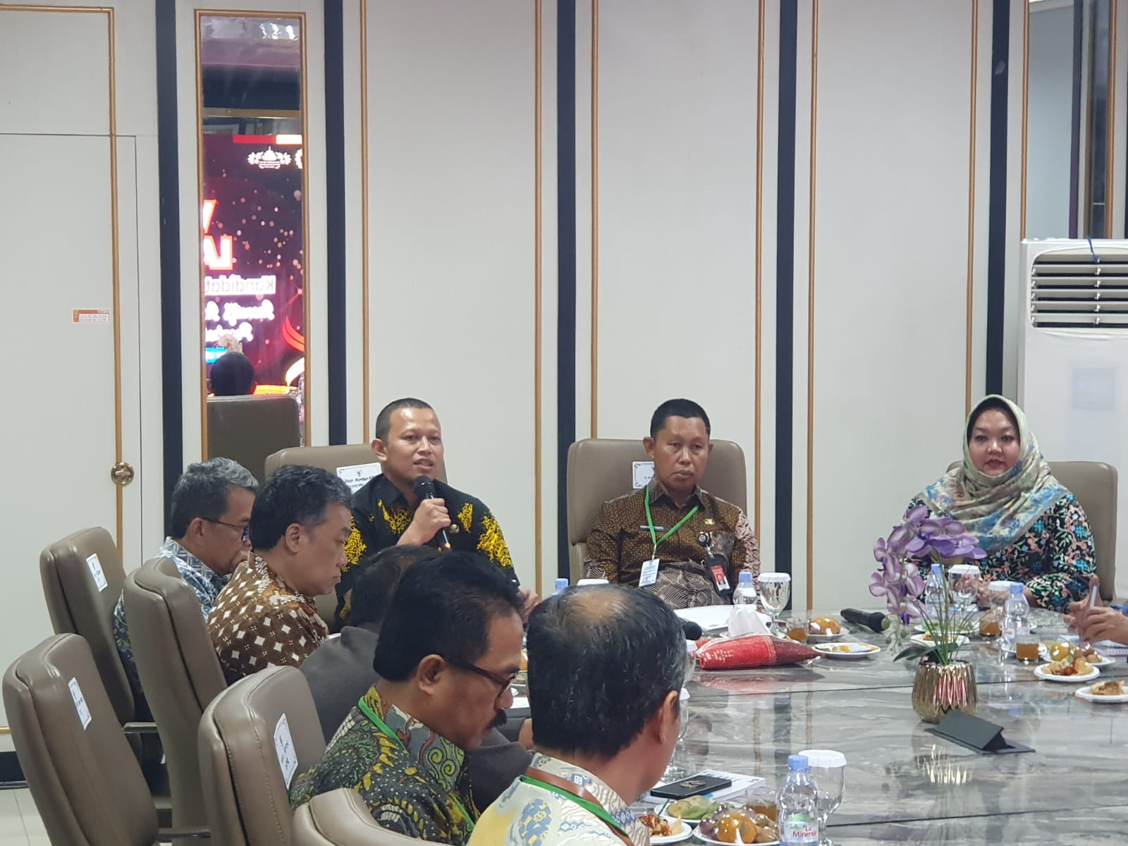 tim visitasi lapangan provinsi Jawa Barat datangi RSUD Cibinong Bogor untuk melakukan seleksi tahapan ketiga.
