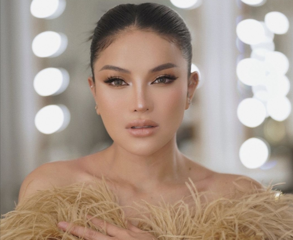 Nikita Mirzani diperiksa polisi hari ini