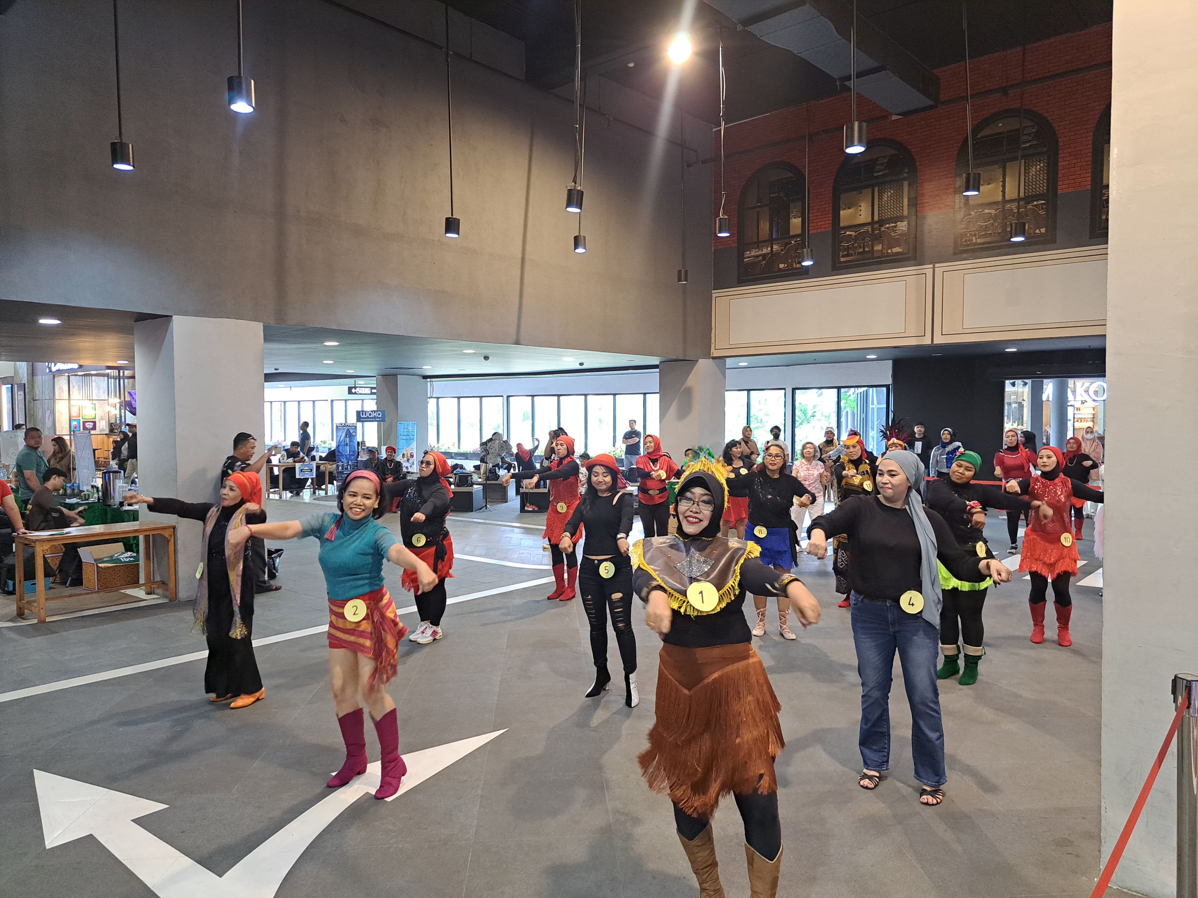 Peserta Adu Dance di Event Modern Dance Djuara Competition Bogor