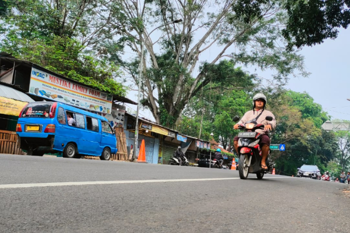 Kondisi terkini lokasi demo depan Kampus IPB University Dramaga Bogor.