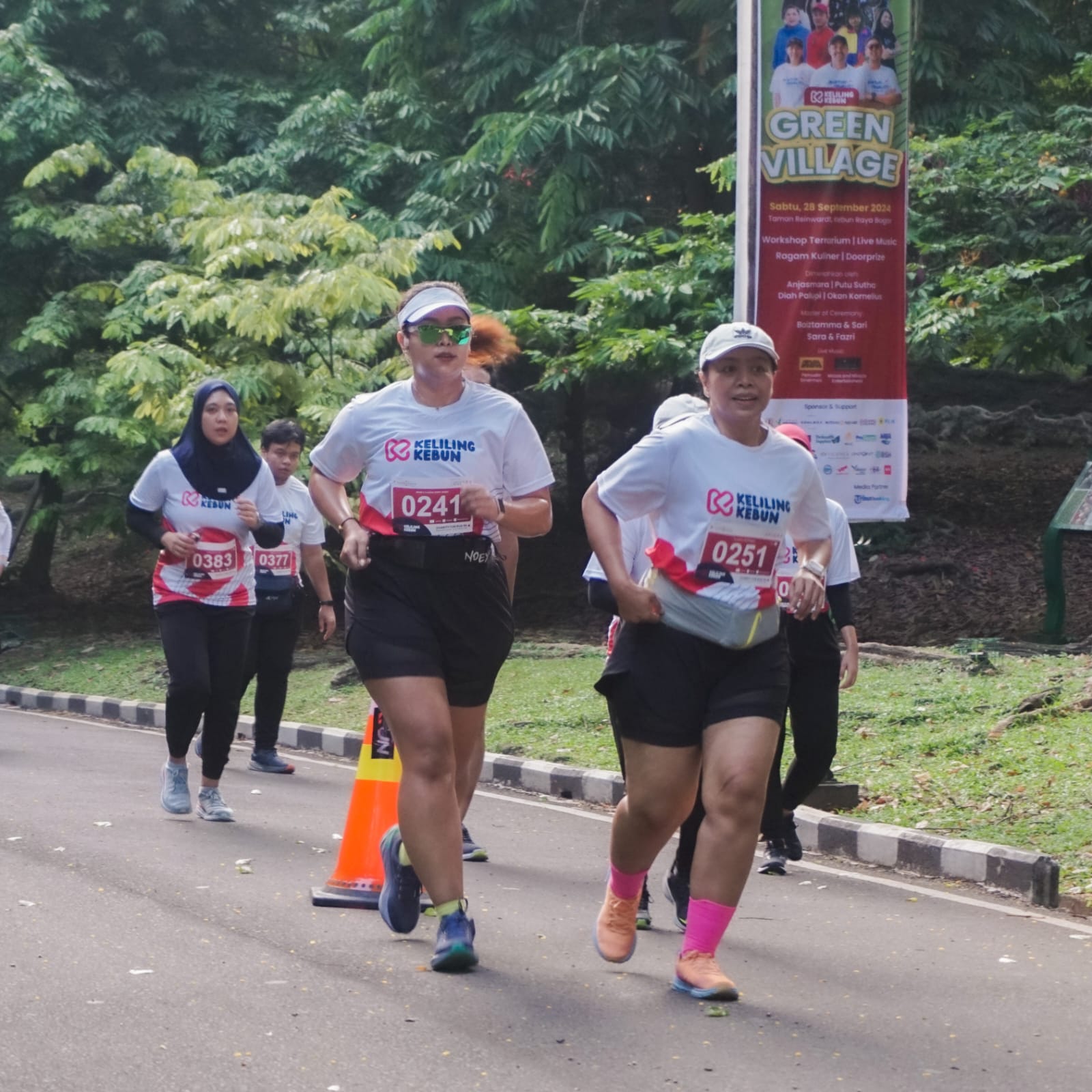 Kebun Raya Bogor (KRB) menggelar kegiatan Charity Fun Run 5K &ldquo;Keliling Kebun&rdquo; pada Sabtu (28/9/2024).