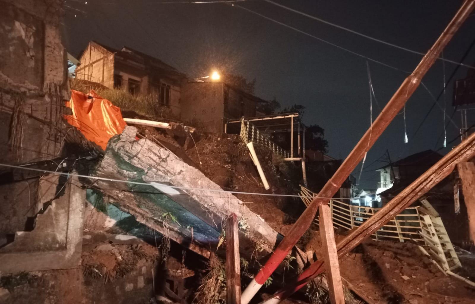 di Perumahan Abdi Pesona, RT 04 RW 04, Kelurahan Cilendek Barat, Kecamatan Bogor Barat pada Jumat (4/10/2024) sore.