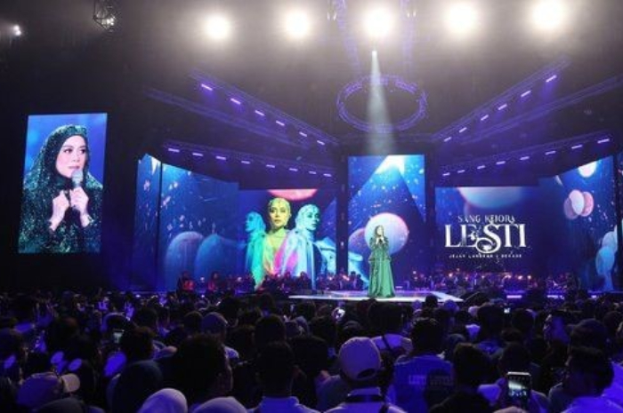 Suasana konser Lesti Kejora di Tennis Indoor Senayan, Sabtu (5/10/2024).