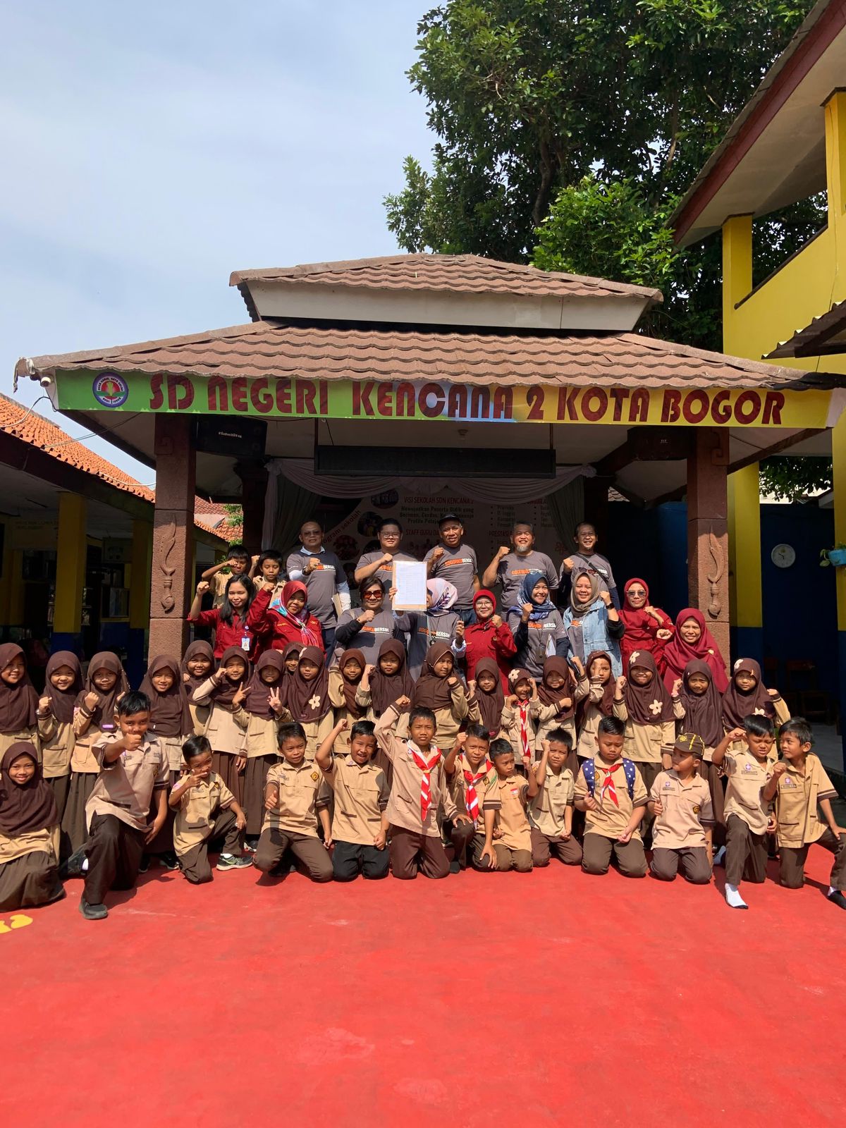 Juri Bogorku Bersih mengunjungi SDN Kencana 2 Kota Bogor