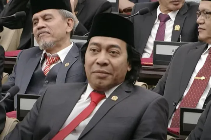 Anggota DPD RI Alfiansyah Bustami alias Komeng