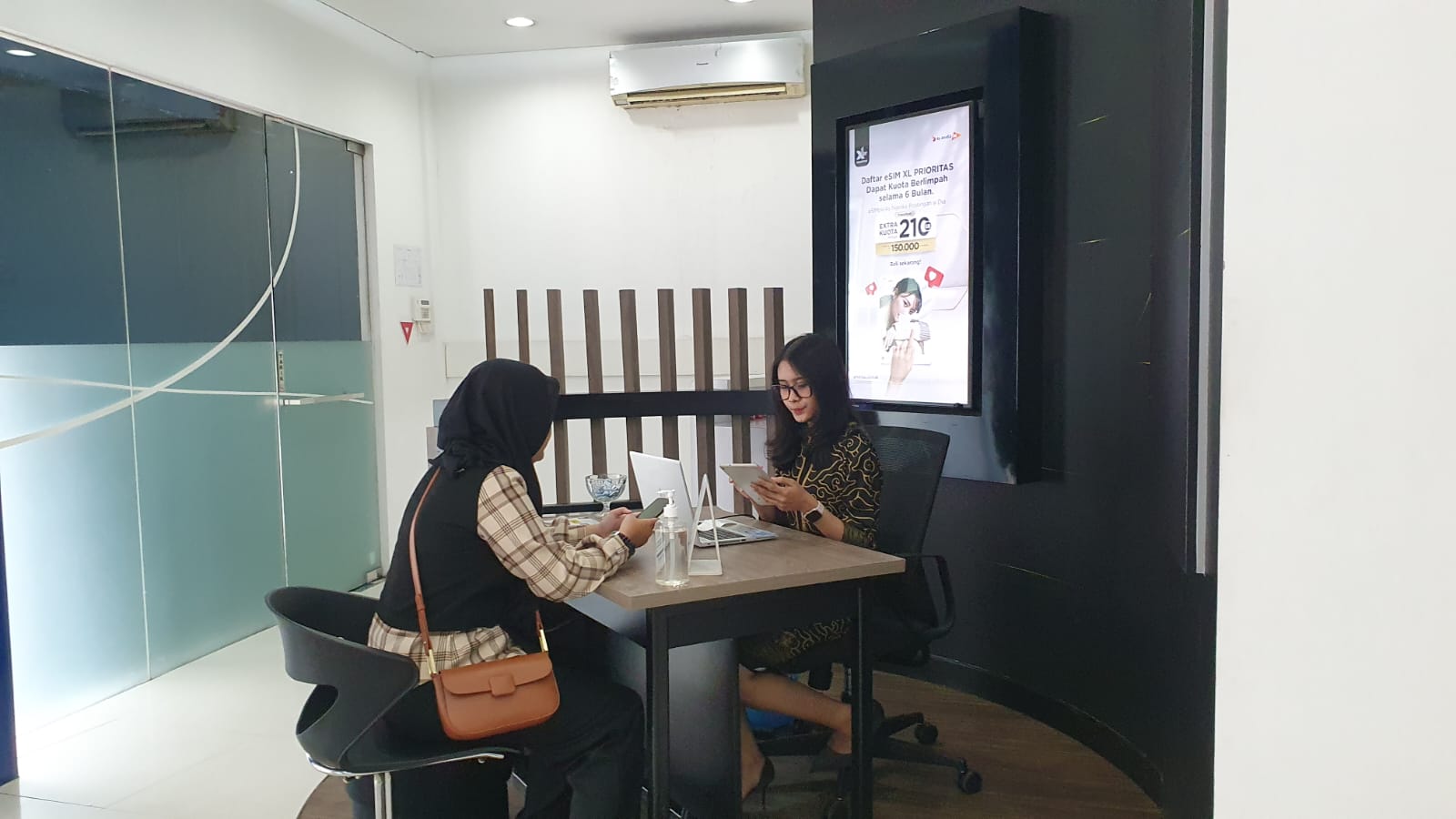 XL Axiata kolaborasi dengan smartphone premium Xiaomi 14T Series.