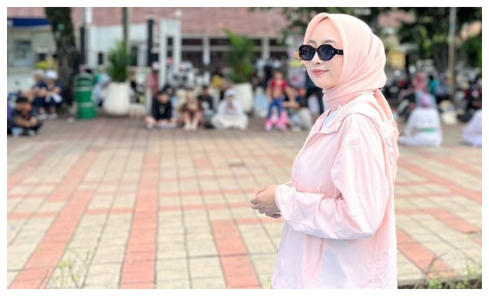 Calon Wakil Wali Kota Bogor nomor urut 2, Annida Allivia saat meninjau sport center di Kota Bogor.