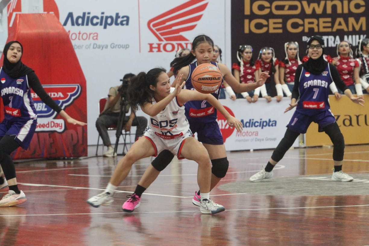 Epik Comeback, Tim Basket Putri Smansa Bogor Berhasil Rontokkan Pertahanan GPS di Babak 8 Besar Honda DBL