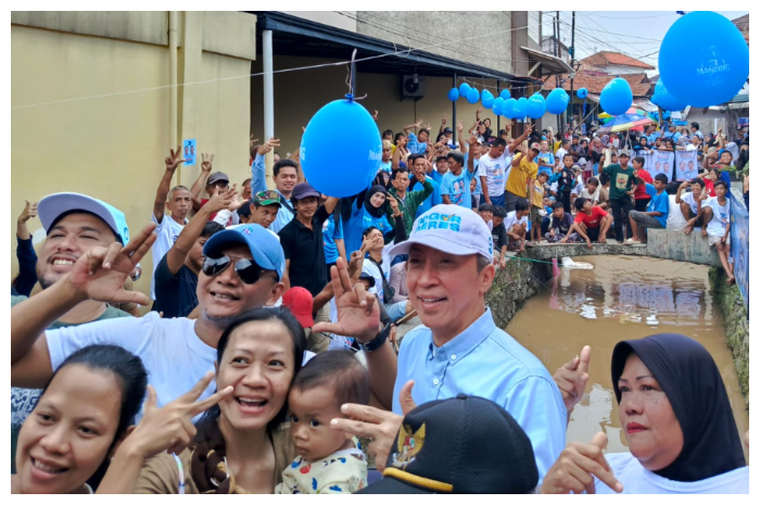 Calon Wali Kota Bogor, Dedie Rachim ikut meriahkan acara Mancing DJuara di Kelurahan Cikaret, Kecamatan Bogor Selatan, Sabtu (19/10/2024).