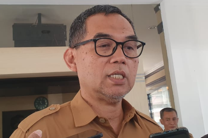 Sekda kabupaten Bogor, Ajat Rochmat Jatnika setelah melakukan roadshow reformasi birokrasi di Dinas Pendidikan Kabupaten Bogor.