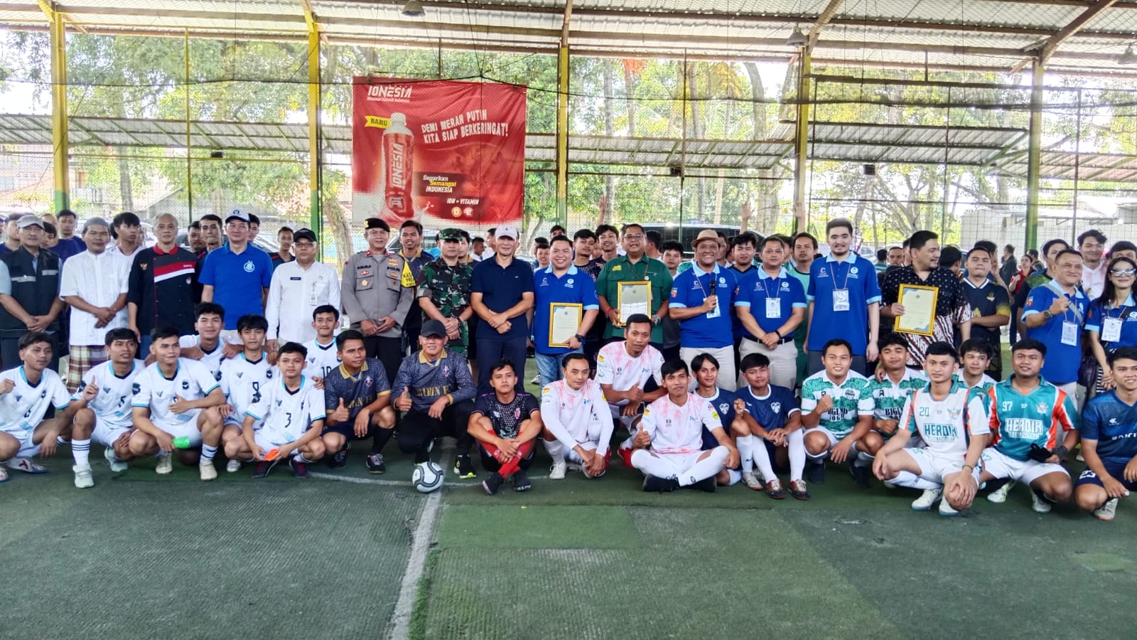 Pembukaan PHRI Super Cup 2024 di lapangan futsal Taman Parahyangan Satu Cimahpar.
