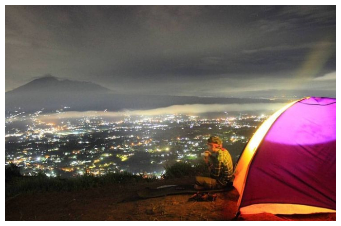 Bukit Alesano, yang terletak di Kecamatan Cijeruk, Kabupaten Bogor.
