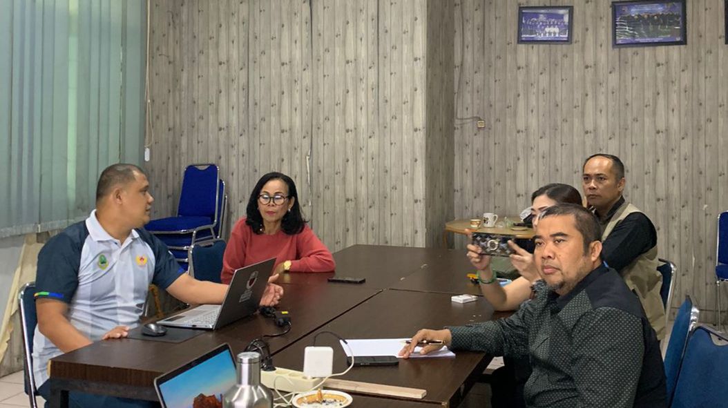 Tim Penjaringan calon Ketua KONI Kota Bogor melakukan rapat perdana.