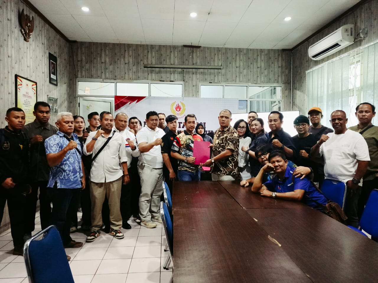 Diantar Para Atlet Cabor Unggulan Pendulang Medali Emas, Dedy Sumarna Resmi Daftar Balon Ketua KONI Kota Bogor