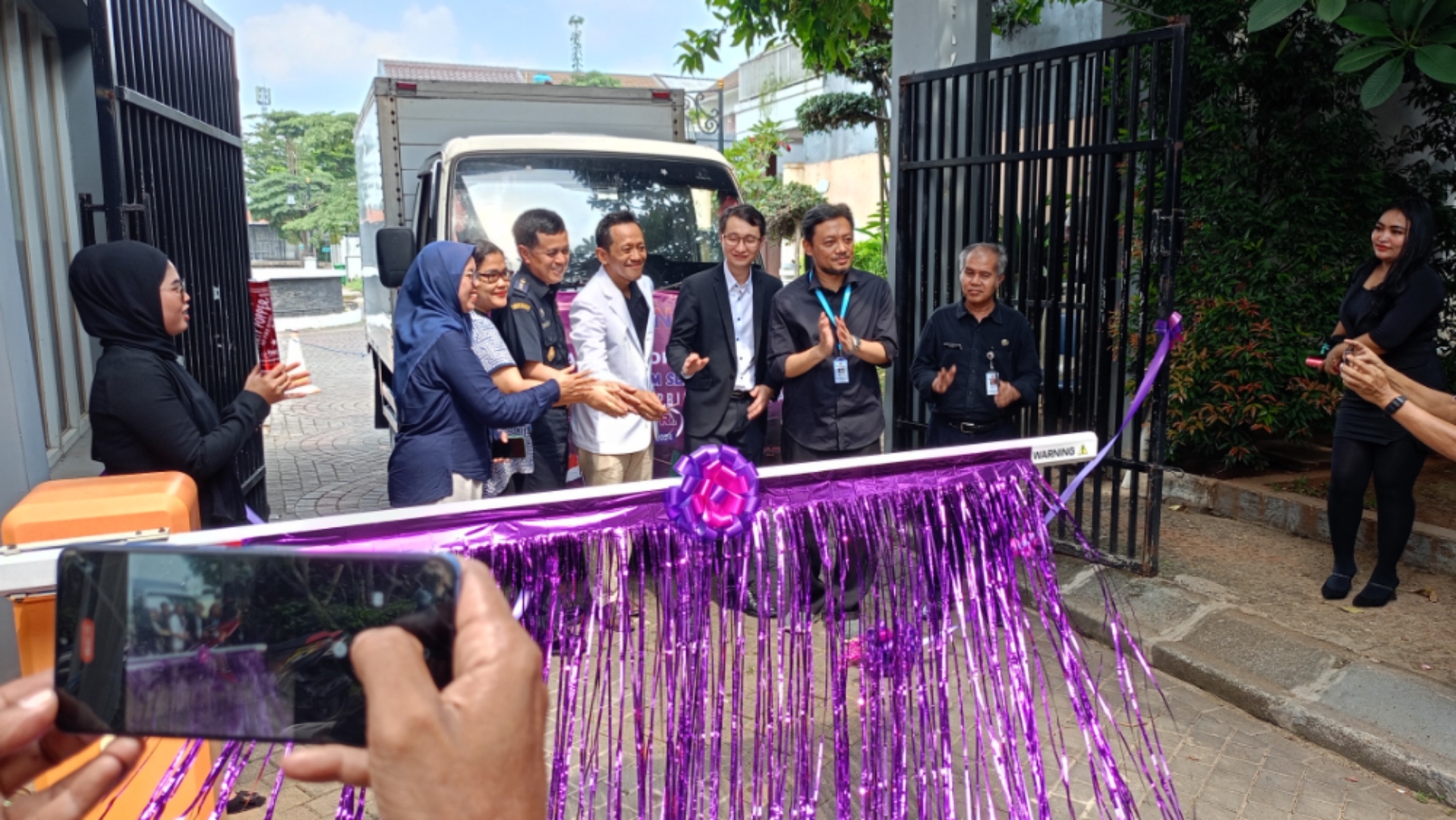 Pelepasan eskpor perdana minuman herbal stamina pria di Bukit Cimanggu City, Kamis (24/10).
