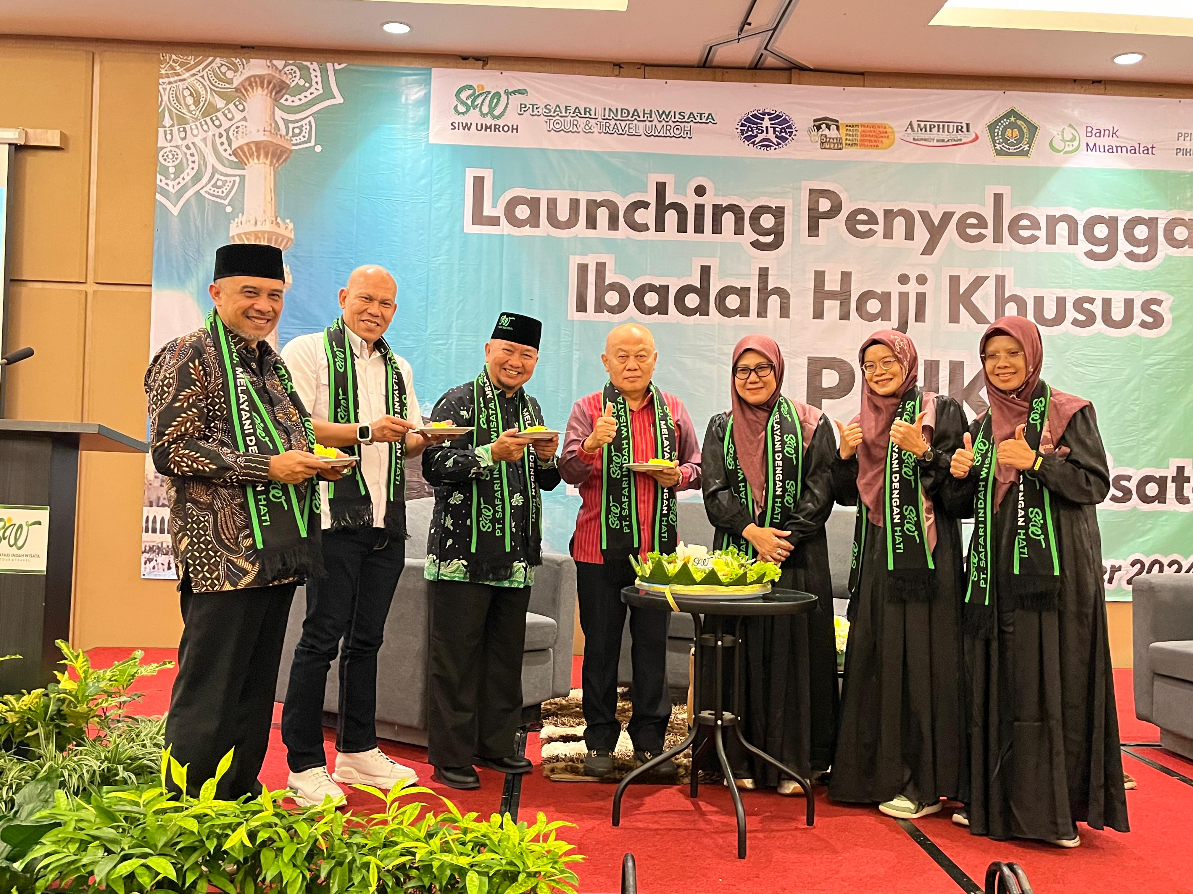 PT Safari Indah Wisata saat menggelar launching dan tasyakuran penyelenggara ibadah haji khusus.