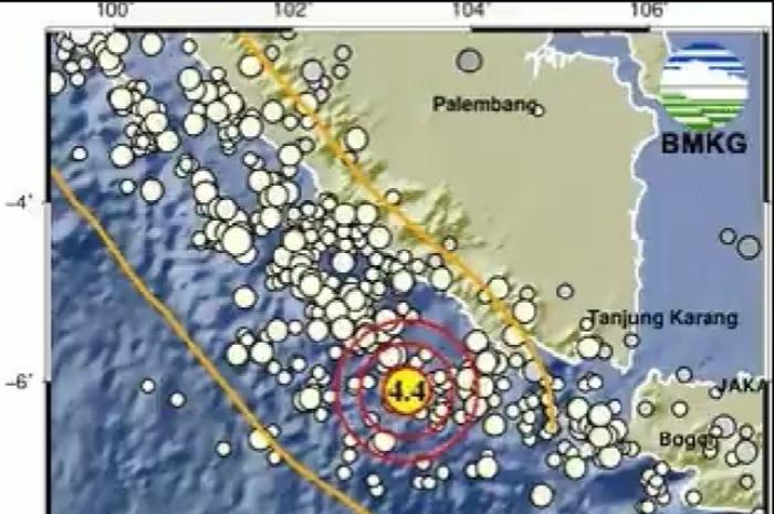 Gempa Magnitudo 4.4 terjadi di Lampung, 27 Oktober 2024.