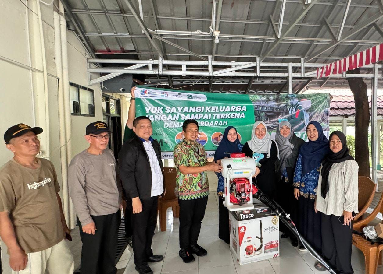 Intervensi Kasus DBD, Pestigo Lakukan Misting Nyamuk di Kelurahan Kedung Badak