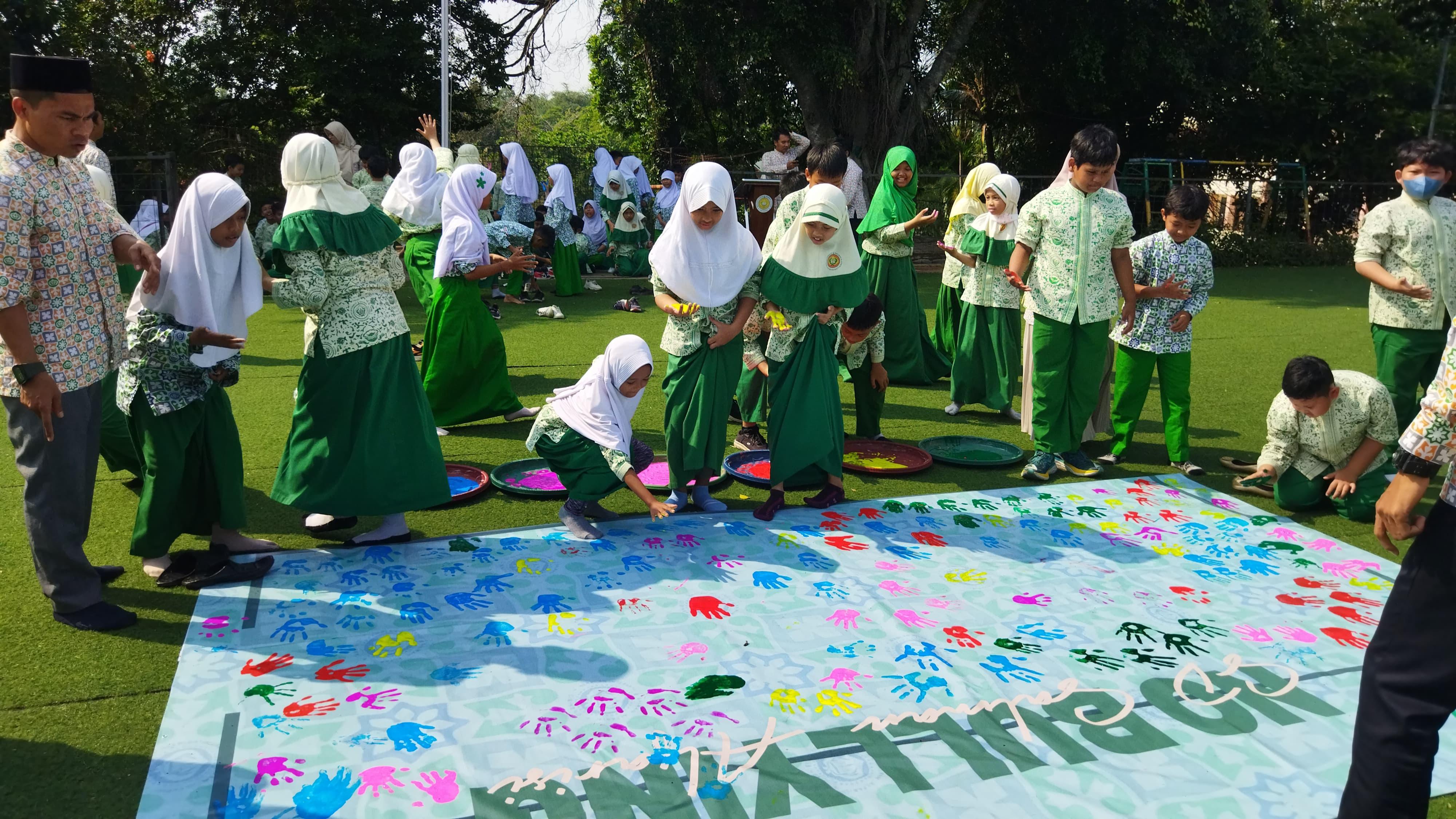 Jadi Sekolah Ramah Anak, SD Salman Alfarisi Cibinong Bogor Deklarasi Anti Bullying